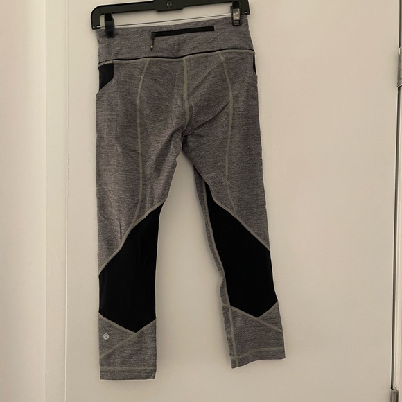 Lululemon gray and black running pants - Picture 2 of 2